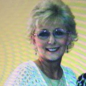 Meet your Posher, Leeann